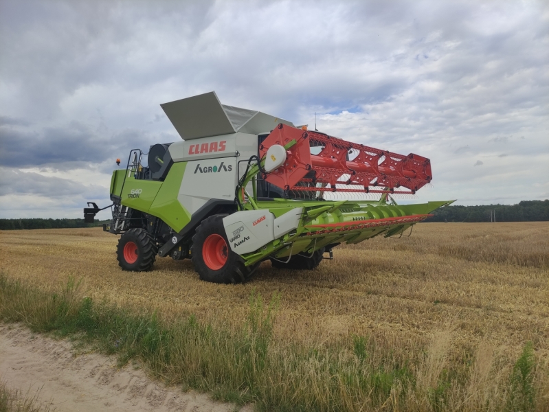 Claas Trion