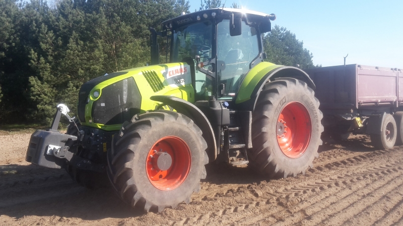 Claas Axion 850