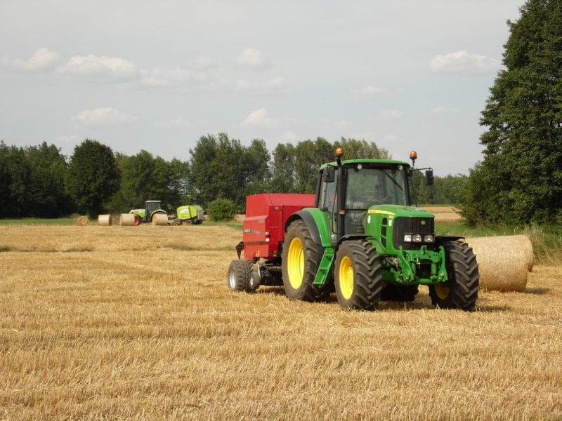 John Deere 6630 + Case IH RB 344 R