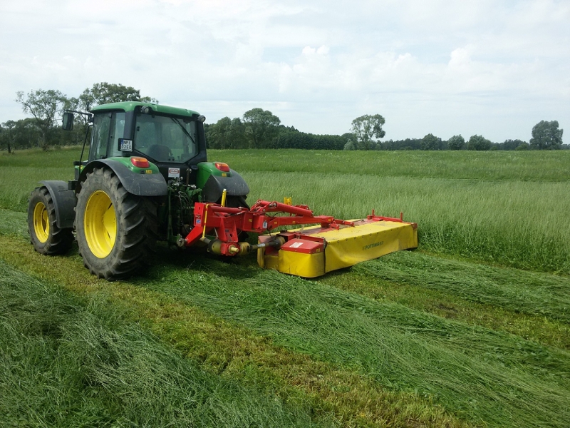 JD 6330 & Pottinger