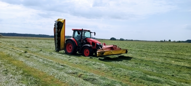 Kubota M5111 i Fella x2