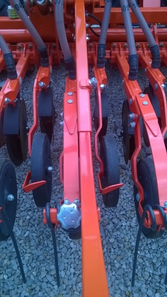 Kuhn Espro 300