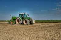 Fendt 515C + Amazone KE/AD 3000 Super