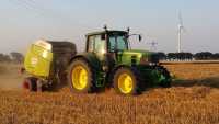 John Deere 6930