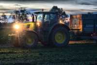 John Deere 6210R