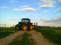 John Deere 6920