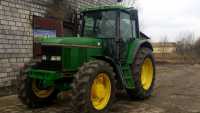 John Deere 6900