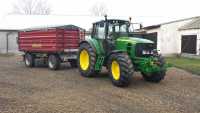 John Deere 6930