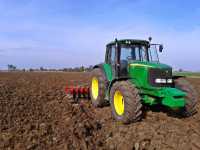 John Deere 6920