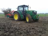 John Deere 6125m