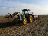 John Deere 3040