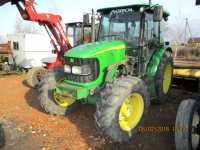 John Deere 5620