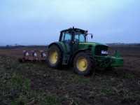 John Deere 6630