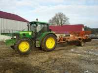 JD 6330 & KUHN HXL 44