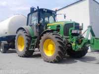 John Deere 6830