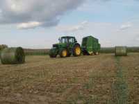 John Deere 6520