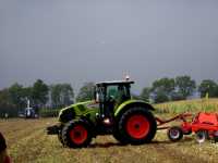 Claas Axion 830