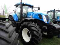 New Holland T7.235