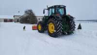 John Deere 6195M