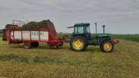 JD 3050T i Pottinger Ernte-Profi II.