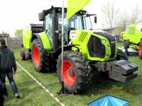 Claas Arion 650 i Claas Variant 360RC