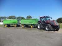 Valtra T121 + Joskin Tetra Cap x2