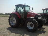 Case Farmall 105 U