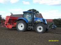 New Holland T 6070RC + Zestaw KUHN