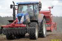 New Holland T 6070RC + Zestaw KUHN + Expom