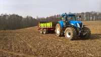 New Holland T7030 AC + Strautmann VS10