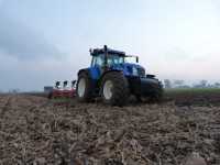 New Holland TVT190+V&N