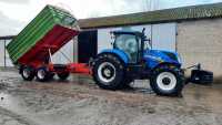 New Holland T7.270 i Pronar PT 512