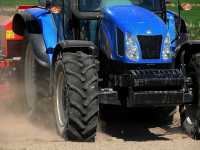 New Holland T5040