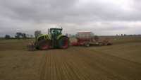 Claas Axion 950 + Focus 6 TD