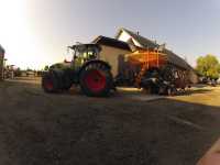 Claas Arion 640 + Mzuri pro til 3