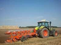 Claas Arion 630 + Kuhn Multimaster 122