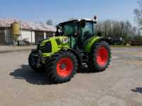 Claas Arion 440