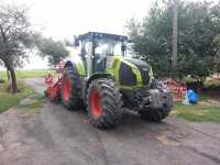 Claas Axion 830 i Horsch Express