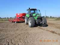 Deutz Fahr Agrotron M650 i Vaderstad Spirit 400