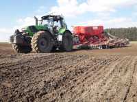 Deutz Fahr Agrotron M650 i Vaderstad Spirit 400 S Next