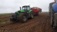 Deutz Fahr Agrotron M650 i Grimme SE 260