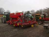 Deutz Fahr i Vaderstad oraz Deutz Fahr i Amazone