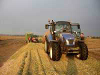 New Holland T5.95 & Massey Ferguson 7619 + Krone MX 350GD