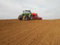 Deutz-Fahr Agrotron M650 i Vaderstad Spirit 400 S Next