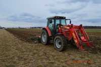 Massey Ferguson 5435 & Unia Cut L