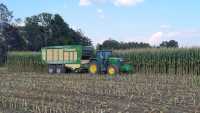 John Deere 6195M i Krone MX370GD