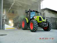 Claas Arion 410 + Pronar T672/2