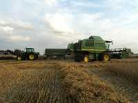 John Deere W540 & John Deere 6630P