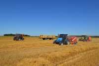 Landini Alpine 70, MF 5435 & Claas Axion 330