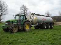 John deere 7430 i Fliegl 22000